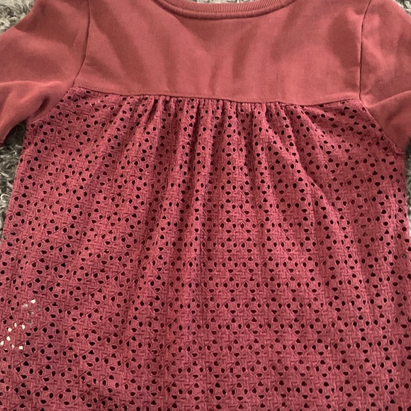 Anthropologie Top w/Lace Puff Sleeves and Back - Picture 11 of 13